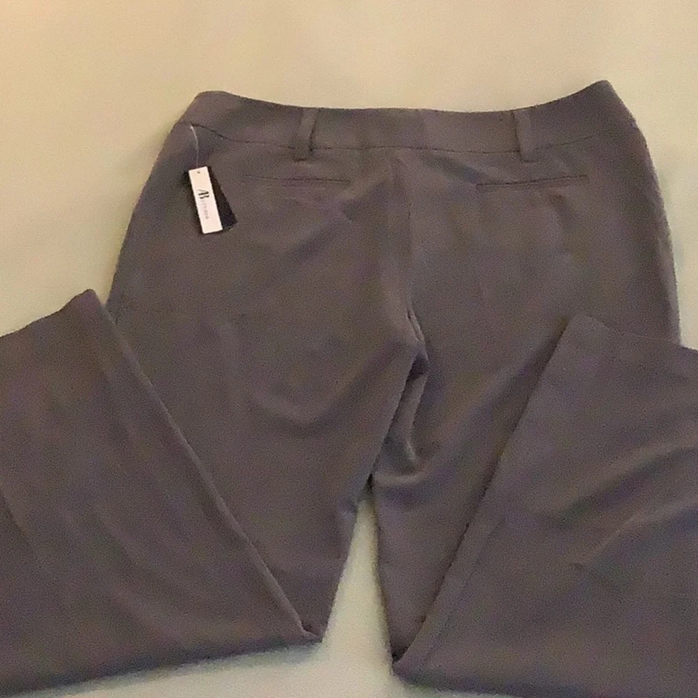 NWT AB Studio women’s grey stretch dress pants size 12, wide leg. - Picture 11 of 12